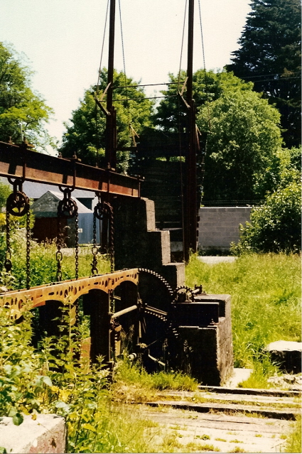 River Barrow-Sluices (C) RJS