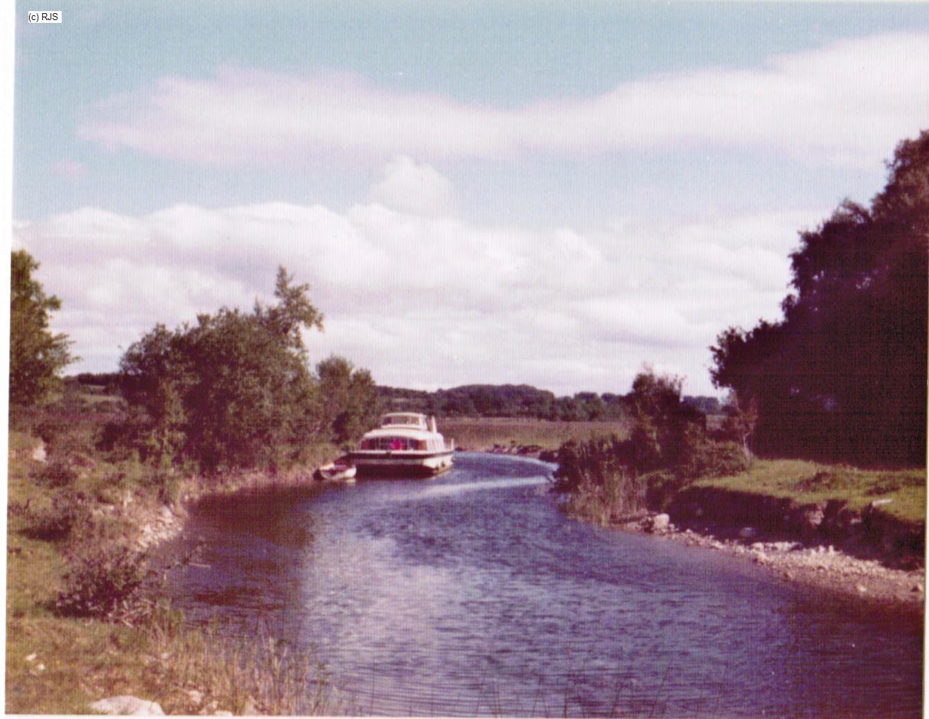 River-Shannon-InnerLakes-Coosan-Cut (c) IWS Verlag/RJS